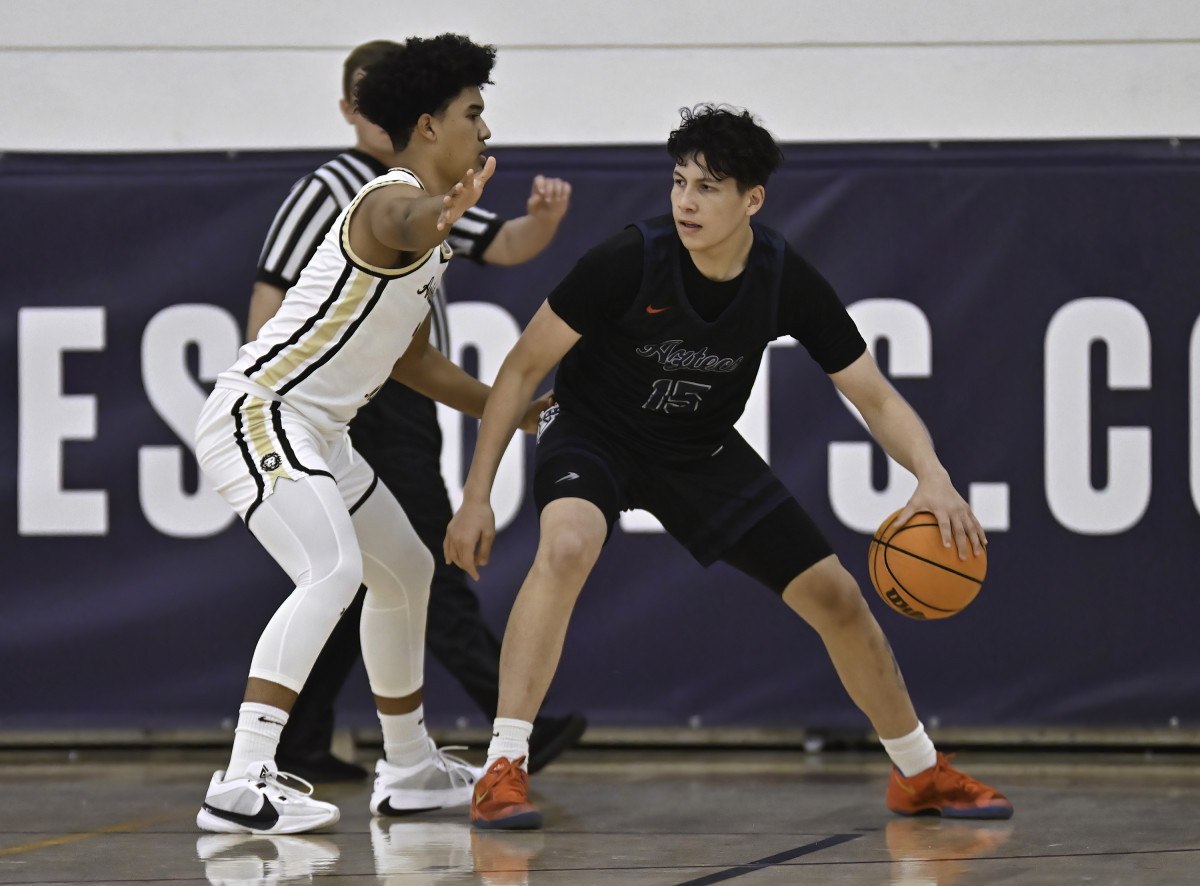 Archbishop Mitty vs Montgomery Torrey Pines Holiday Classic December 28, 2023 Photo-Justin Fine02